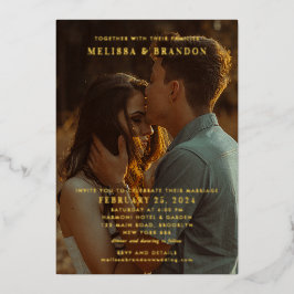 Invitación Con Relieve Metalizado Boda con foto superpuesta de escritura dorada eleg