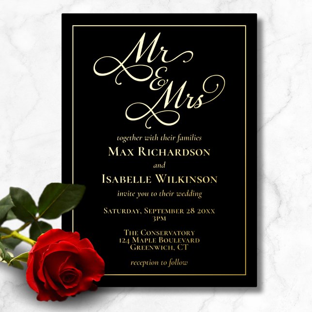 Invitación Con Relieve Metalizado Boda de caligrafía de guión romántico oro (Elegant black minimalist gold foil wedding invitation, Mr and Mrs, script calligraphy typography)