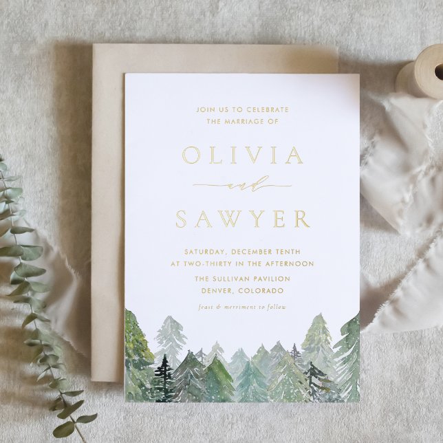 Invitación Con Relieve Metalizado Boda de código QR del bosque evergreen de invierno (This gold foil wedding invitation features a snowy evergreen forest painted in soft watercolor tones)