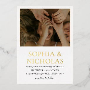 Invitación Con Relieve Metalizado Boda de Foto Moderna en Blanco y Negro Simple