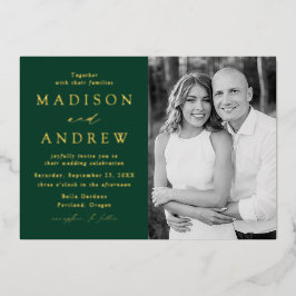 Invitación Con Relieve Metalizado Boda de Foto Verde y Dorado Elegancia Moderna