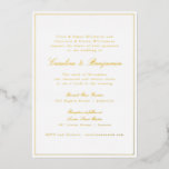 Invitación Con Relieve Metalizado Boda de guión elegante de borde dorado clásico for<br><div class="desc">Tipografía clásica formal de escritura tradicional Elegante Invitación de matrimonio con borde estrecho en Relieve metalizado dorado y detalles en línea de RSVP</div>