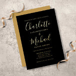 Invitación Con Relieve Metalizado Boda de guiones de firma negro y oro<br><div class="desc">Con nombres de Relieve metalizado de oro reales y de estilo característico,  esta elegante invitación a la boda puede ser personalizada con su información en letras de moda. Diseñado por Thisisnotme©</div>