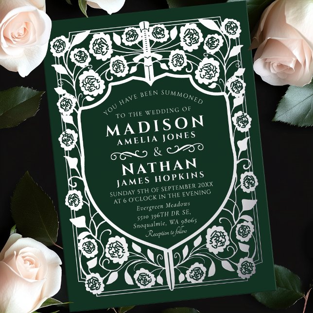 Invitación Con Relieve Metalizado Boda de Monograma Medieval Green Sword Shield (Subido por el creador)