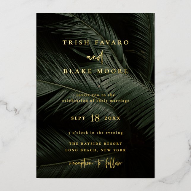 Invitación Con Relieve Metalizado Boda de Moody Tropics (Anverso)