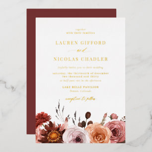 Invitación Con Relieve Metalizado Boda de Otoño con Guirnalda de Flores de Acuarela
