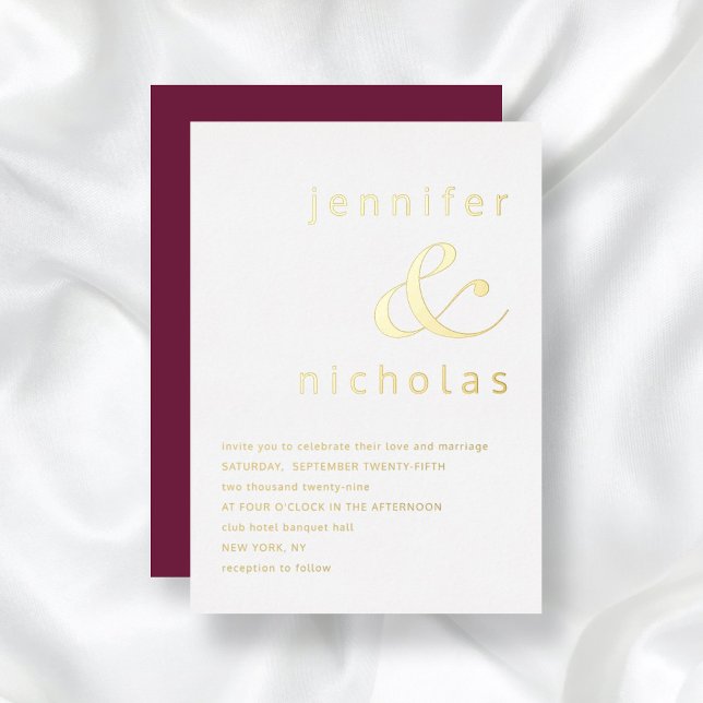 Invitación Con Relieve Metalizado Boda elegante de oro y borgoña (Elegant Gold Ampersand Burgundy Wedding Foil Invitation)