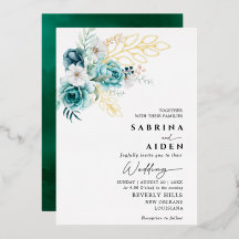 Boda floral blanca con verde esmeralda polvoriento