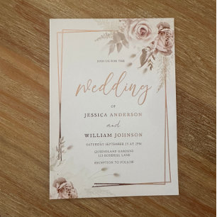 Invitación Con Relieve Metalizado Boda floral sonrosada con borde geométrico de oro