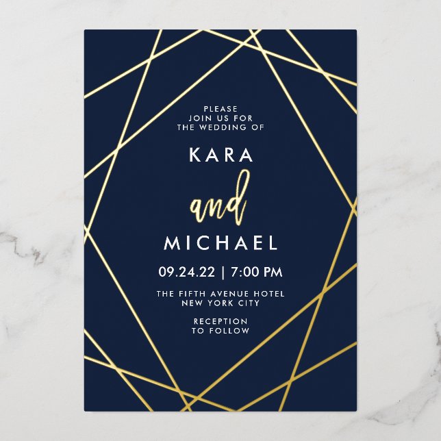 Invitación Con Relieve Metalizado Boda Geométrico Elegante de Oro y Medianoche Azul (Anverso)