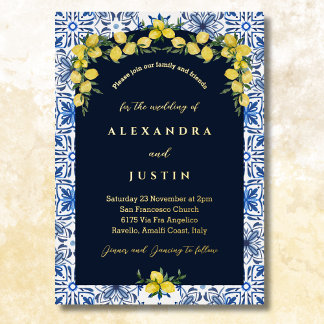 Invitación Con Relieve Metalizado Boda Mediterránea Italiana de Baldosa Azul Limón