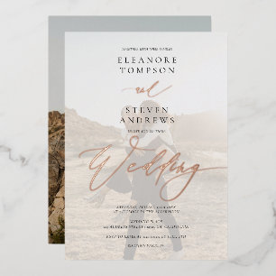 Invitación Con Relieve Metalizado Boda minimalista de caligrafía en blanco y negro 2