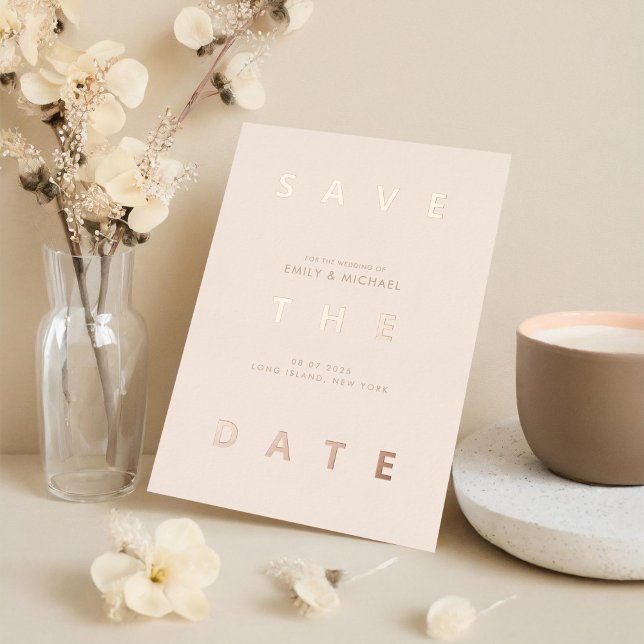 Invitación Con Relieve Metalizado Boda moderna beige mínima salva la fecha (Subido por el creador)