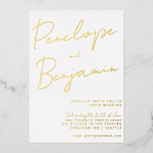 Invitación Con Relieve Metalizado Boda oro y blanco escritura a mano guión moderno