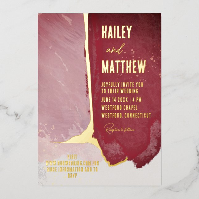 Invitación Con Relieve Metalizado Borgoña y Boda de acuarela rosa y turbia (Anverso)