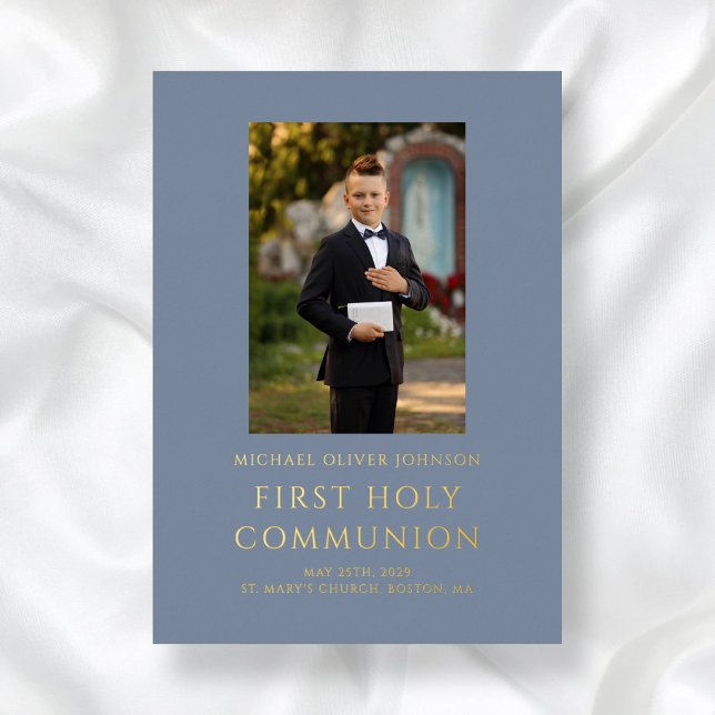 Invitación Con Relieve Metalizado Boy Blue Photo First Holy Communition Gold (Boy Blue Photo First Holy Communion Gold Foil Invitation)