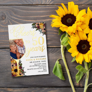 Invitación Con Relieve Metalizado Brindis con copa de vino por 50 años de aniversari