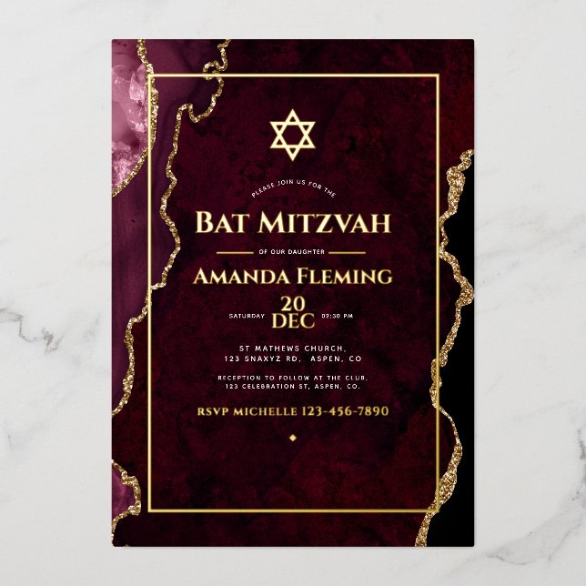 Invitación Con Relieve Metalizado Burgundy y Faux Faux Agate Bat Mitzvah (Anverso)