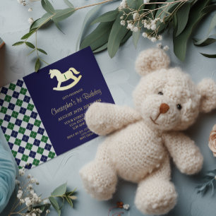 Invitación Con Relieve Metalizado Caballo Mecedor Preppy Argyle Cumpleaños 1