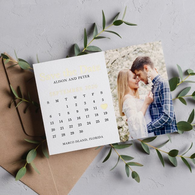 Invitación Con Relieve Metalizado Calendario de Foto de Guardar la Fecha de Boda de  (Subido por el creador)