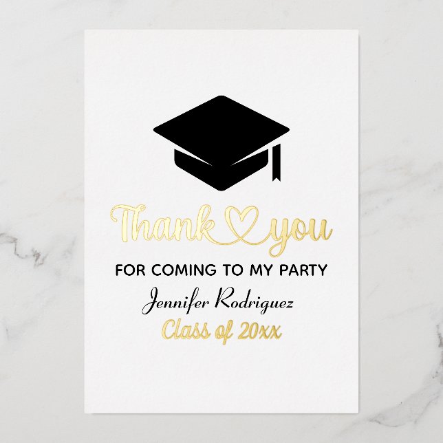 Invitación Con Relieve Metalizado Cap De Graduación Gracias Por Venir A Mi Fiesta (Anverso)