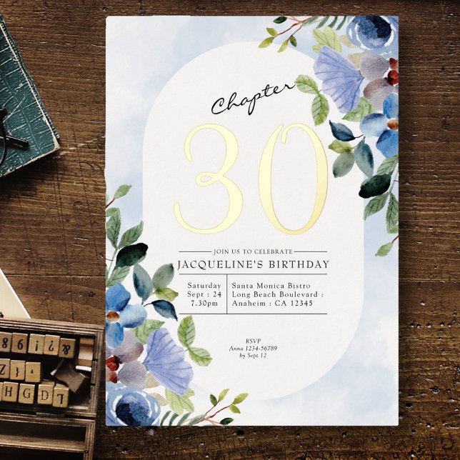 Invitación Con Relieve Metalizado Capítulo 30 Blue Floral 30 cumpleaños Gold (Subido por el creador)