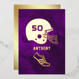 Invitación Con Relieve Metalizado Cartel de cumpleaños morado y oro para el fútbol