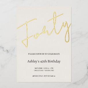 Invitación Con Relieve Metalizado Celebración del 40 cumpleaños en crema y dorado