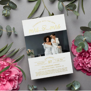 Invitación Con Relieve Metalizado Celebre Con La Nueva Sra Y Sra Foto