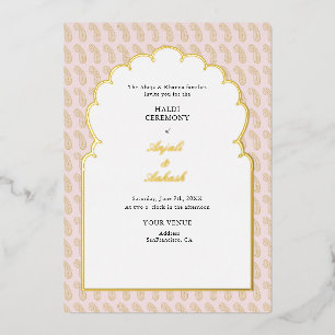Invitación Con Relieve Metalizado Ceremonia de Mehendi moderna rosa y dorada india