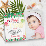Invitación Con Relieve Metalizado Chica de Luau, Verano Tropical, foto de segundo cu<br><div class="desc">Diga gracias con estilo con estos dulces y muy de moda Relieve metalizado real presionado de 2º cumpleaños foto gracias a las tarjetas. Este diseño es fácil de personalizar con su propia foto y redacción especial y sus invitados estarán encantados cuando reciban estas fabulosas gracias.</div>