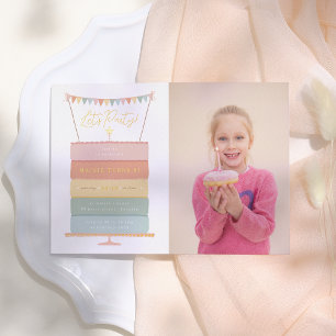Invitación Con Relieve Metalizado Chica de pastel de capas de arcoíris foto fiesta d