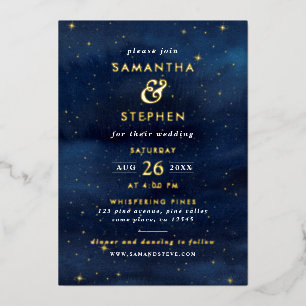 Invitación Con Relieve Metalizado Cielo Nocturno y Estrellas de Acuarela Azul y Dora