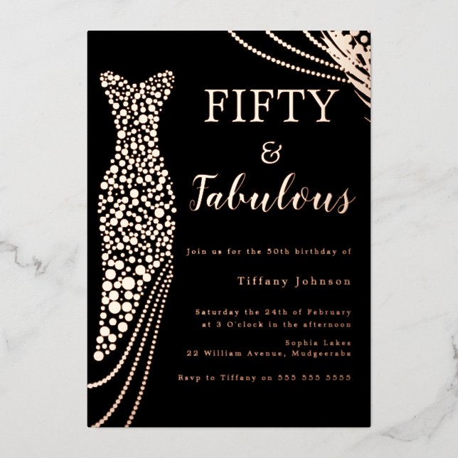 Invitación Con Relieve Metalizado Cincuenta y fabuloso Rosa vestido de oro 50 cumple (Anverso)