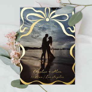 Invitación Con Relieve Metalizado Cintas entintadas y foto de arcos