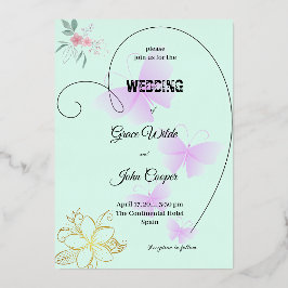 Invitación Con Relieve Metalizado Color suave con diseño floral y mariposa