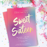 Invitación Con Relieve Metalizado Colorido dulce moderno Dieciséis cumpleaños de oro<br><div class="desc">Esta moderna fiesta de cumpleaños Sweet Sixteen incluye un fondo de gradiente colorido en tonos rosa, agua y morado con escritura de pincel moderna en Relieve metalizado dorado elevado y tipografía moderna. El saludo del guión del cepillo dice "Sweet Sixteen". El fondo del degradado se puede quitar y reemplazar por...</div>