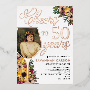 Invitación Con Relieve Metalizado Copa de vino de oro rosa Brindis por 50 años Foto
