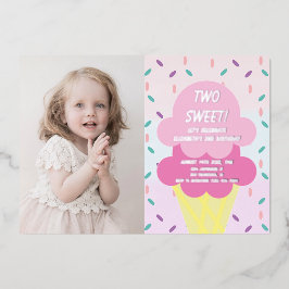 Invitación Con Relieve Metalizado Crema de hielo 2º cumpleaños