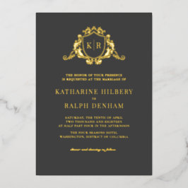 Invitación Con Relieve Metalizado Crest Barroco Dorado Monograma Gris Oscuro Boda