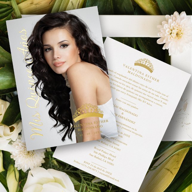 Invitación Con Relieve Metalizado Crown Quinceañera Minimal Photo Fancy Calligraphy (Subido por el creador)