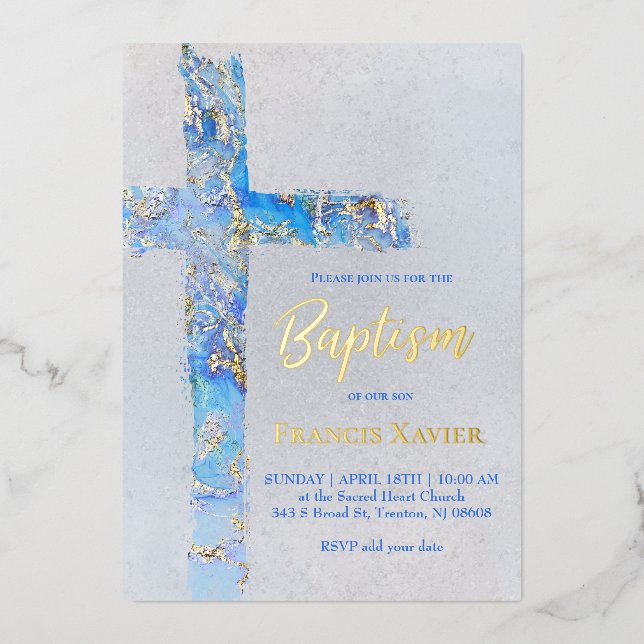 Invitación Con Relieve Metalizado cruz abstracta acuarela Bautismo (Anverso)