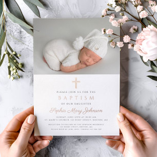 Invitación Con Relieve Metalizado Cruz de Rosa Dorado Bautizo de Niña Foto