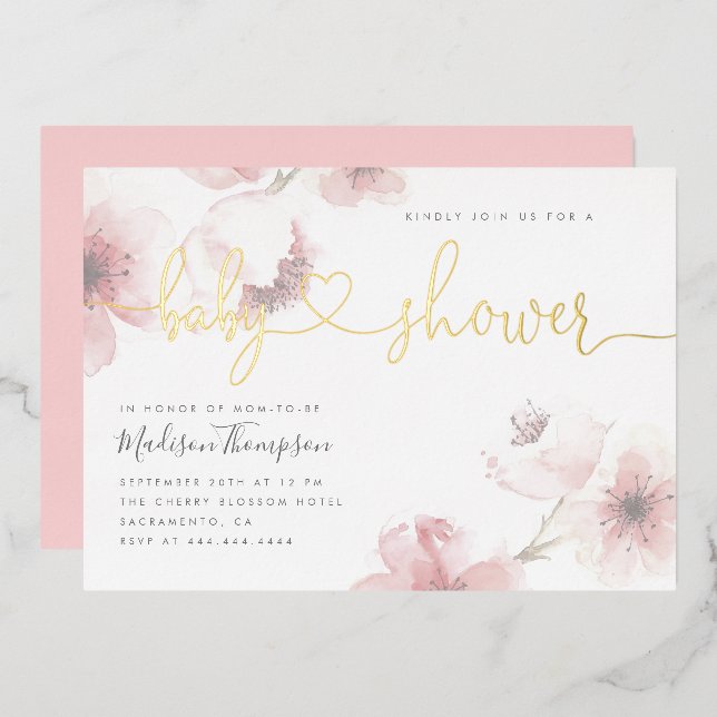 Invitación Con Relieve Metalizado Cuidad de cerezo Blossom Gold Script Floral Baby S (Anverso/Reverso)