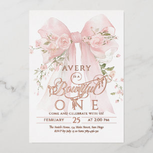 Invitación Con Relieve Metalizado Cumpleaños 1 Bowtiiful Uno Arco Floral Niñas