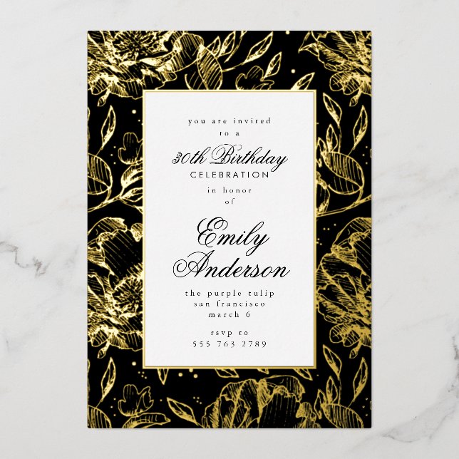 Invitación Con Relieve Metalizado Cumpleaños Floral con mano de oro real formal (Anverso)