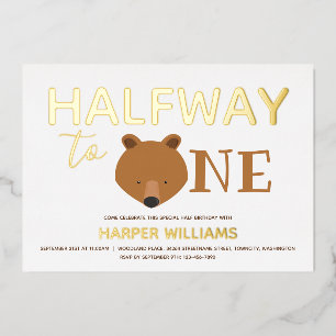 Invitación Con Relieve Metalizado Cumpleaños Medio Oso Dorado Seis Meses Bebé