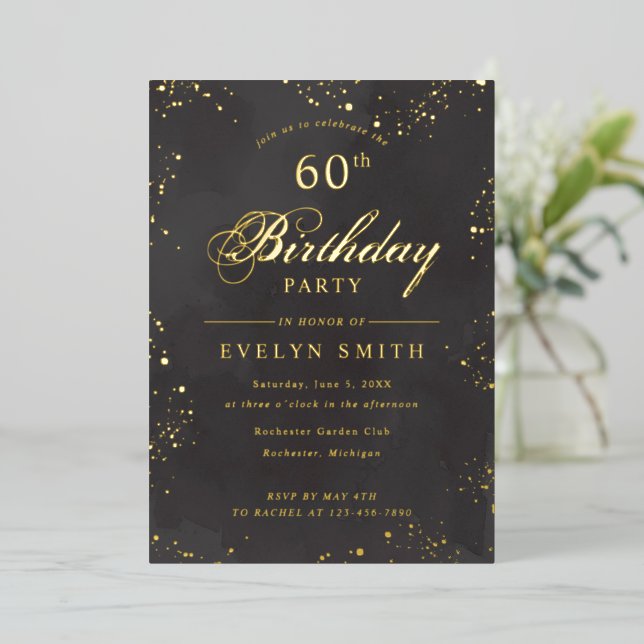 Invitación Con Relieve Metalizado Cumpleaños negro y dorado (Anverso de pie)