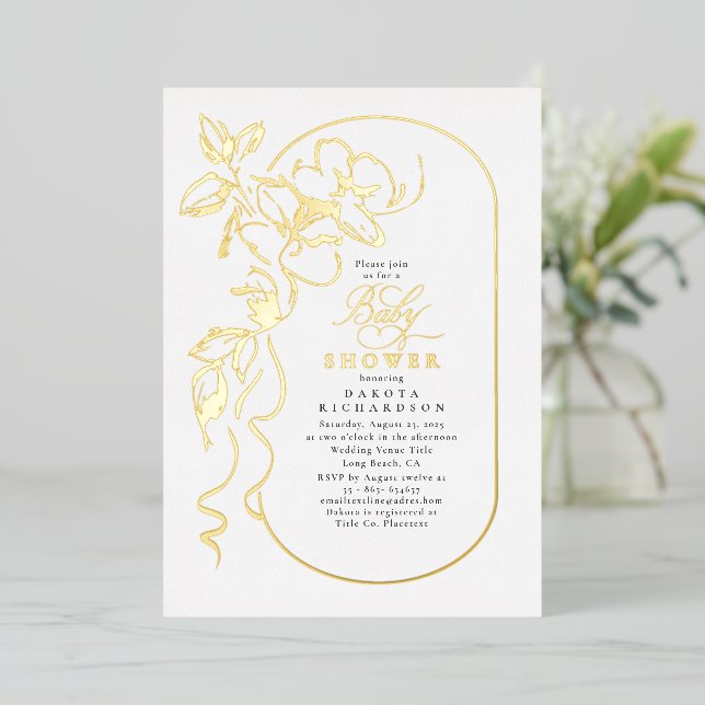 Invitación Con Relieve Metalizado Delicada floral elegante Baby Shower blanco Gold (Anverso de pie)