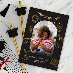 Invitación Con Relieve Metalizado Dibujos a Mano Arco Foto Graduado Dorado